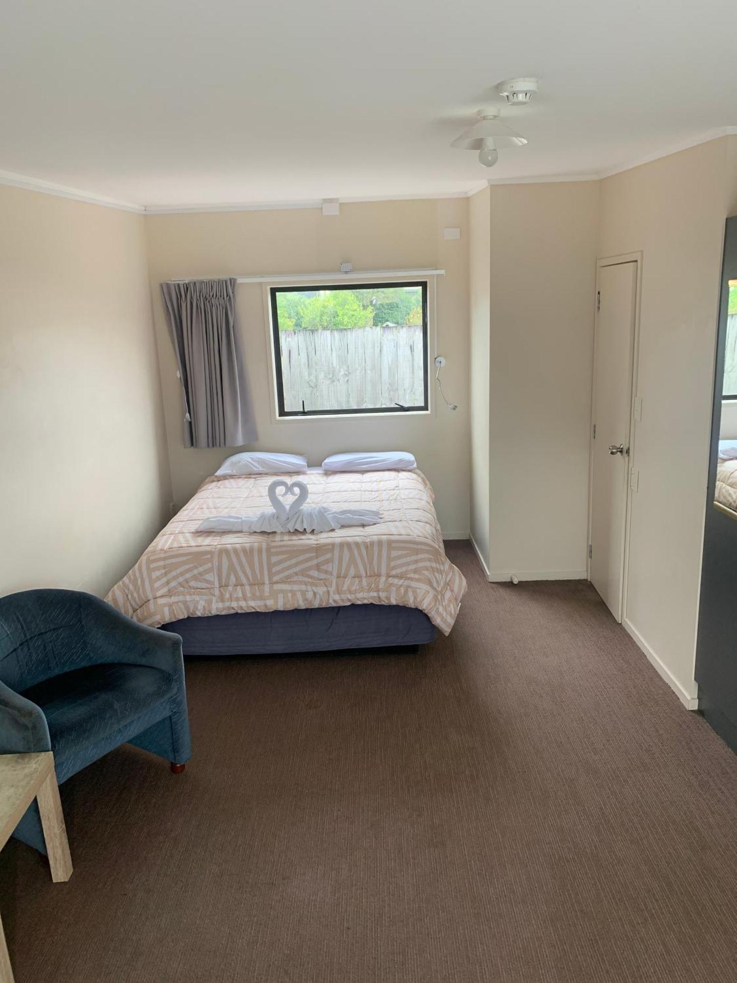 Beachcomber Lodge & Backpacker Kaitaia Exterior foto